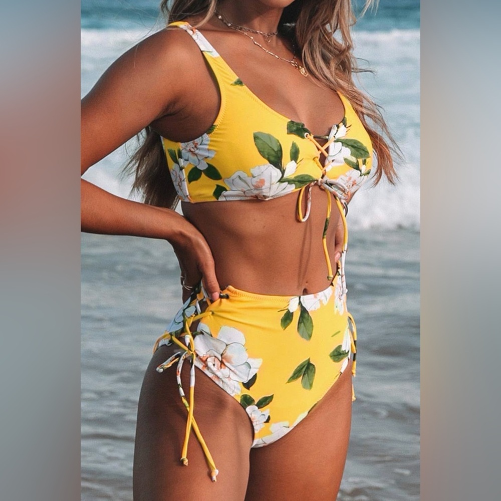 Cupshe Floral Yellow Bikini Set